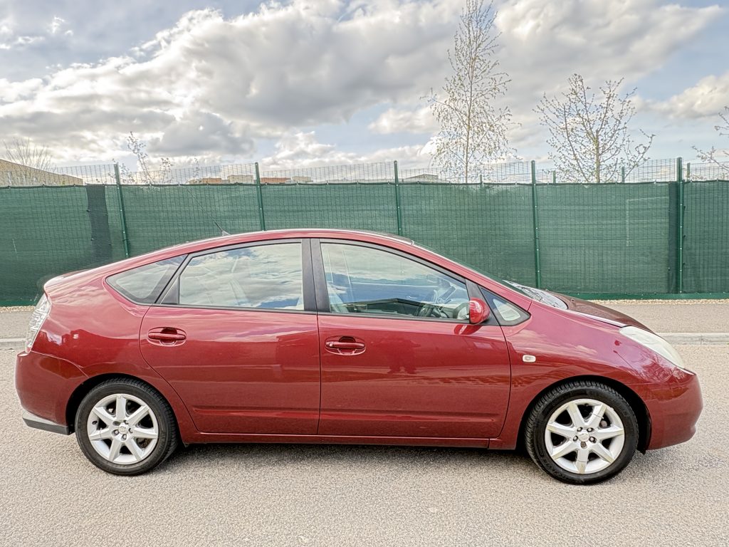 2005 Toyota Prius 1.5 T Spirit CVT 5dr