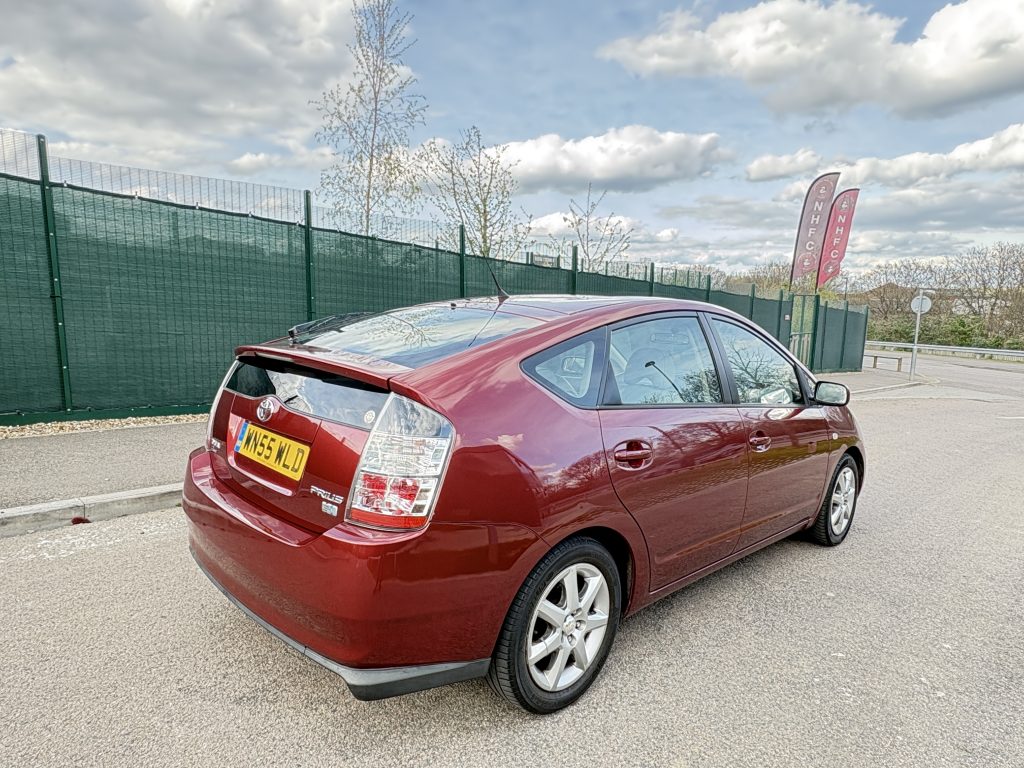 2005 Toyota Prius 1.5 T Spirit CVT 5dr