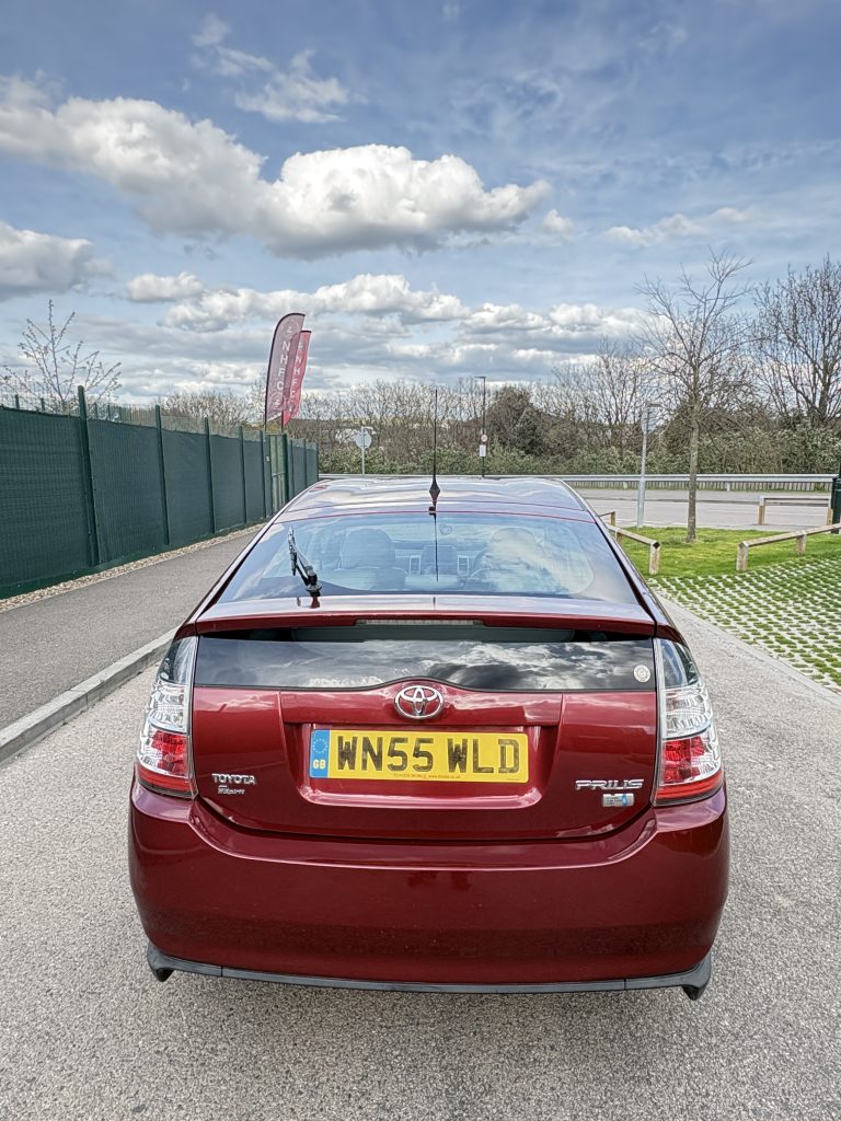 2005 Toyota Prius 1.5 T Spirit CVT 5dr
