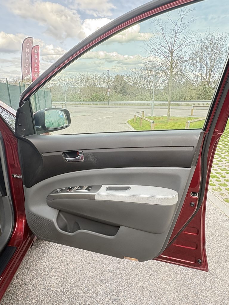 2005 Toyota Prius 1.5 T Spirit CVT 5dr